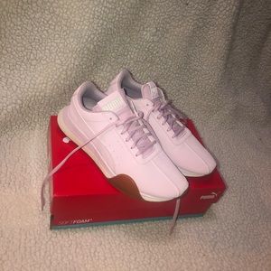 Puma Turin Size 7